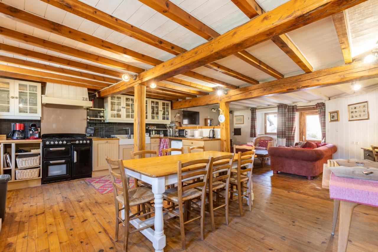 Cottage Des Pleiades - Station De Ski Accessible A Pieds Les Angles  Exterior photo